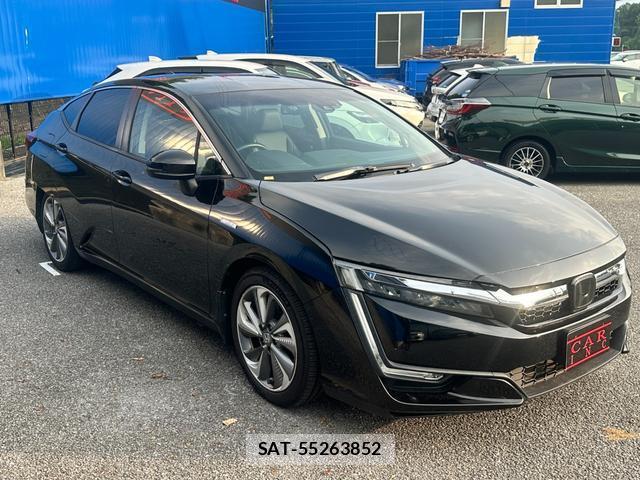 Honda CLARITY PHEV 2018-08 8373264-1