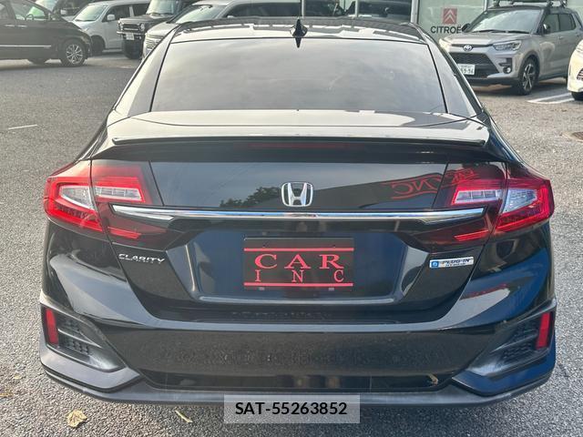 Honda CLARITY PHEV 2018-08 8373264-3