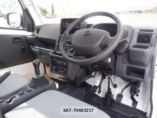 Nissan CLIPPER TRUCK 2026-02 8373445-19