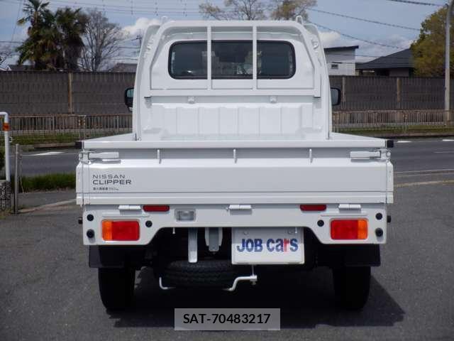 Nissan CLIPPER TRUCK 2026-02 8373445-8