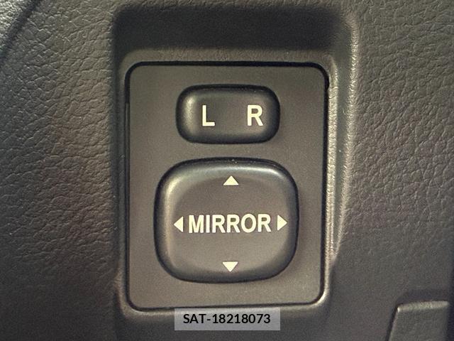 Daihatsu COPEN 2005-09 8373690-16