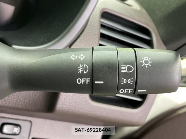 Daihatsu COPEN 2015-10 8374108-11