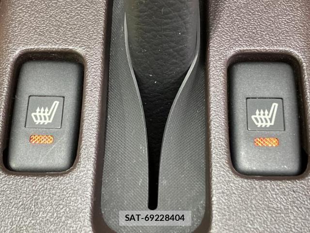 Daihatsu COPEN 2015-10 8374108-17