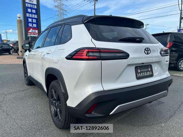 Toyota COROLLA CROSS 2026-08 8372940-11