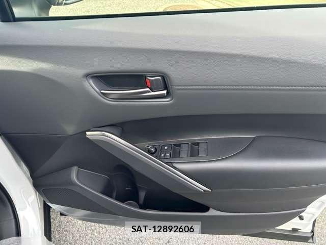 Toyota COROLLA CROSS 2026-08 8372940-17