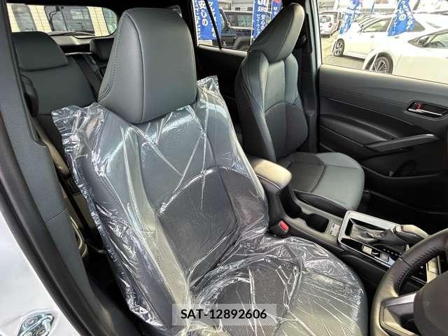 Toyota COROLLA CROSS 2026-08 8372940-8