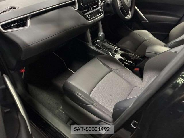 Toyota COROLLA CROSS 2021-11 8373865-4