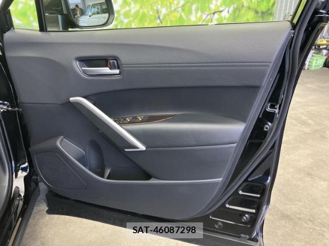Toyota COROLLA CROSS 2024-06 8374299-3