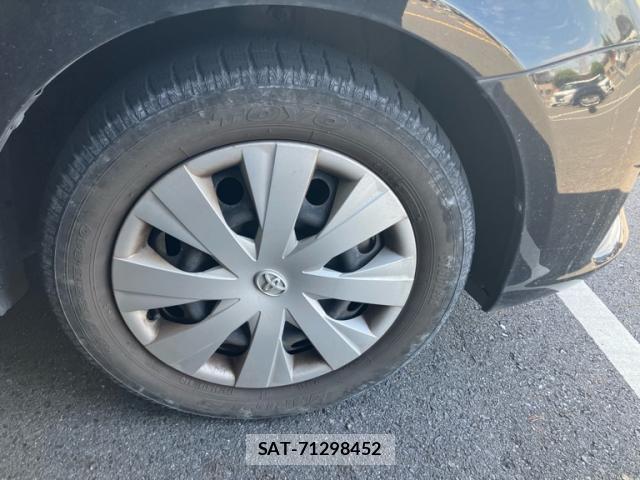 Toyota COROLLA FIELDER 2013-06 8372484-2