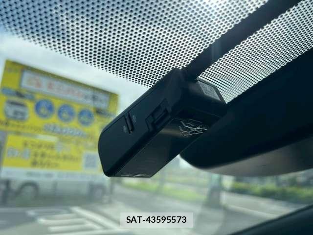 Toyota COROLLA TOURING 2021-02 8373665-10