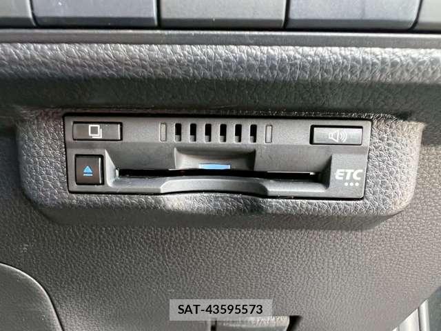 Toyota COROLLA TOURING 2021-02 8373665-11