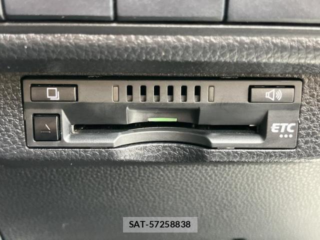 Toyota COROLLA TOURING 2019-10 8374331-17