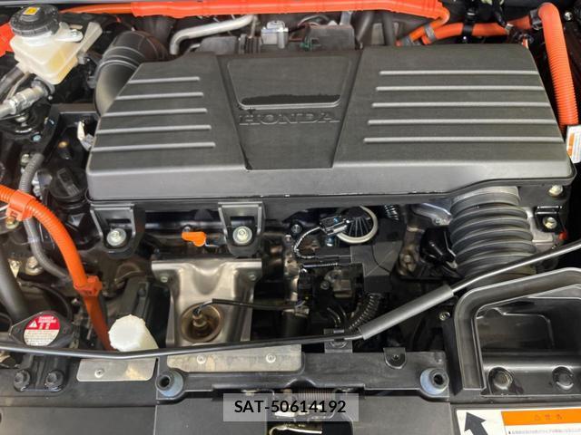 Honda CR-V HYBRID 2021-09 8372980-17