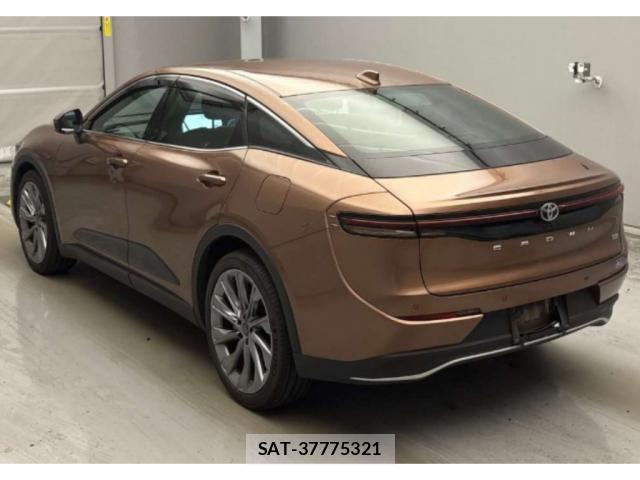 Toyota Crown Crossover 2023-03 8372848-1
