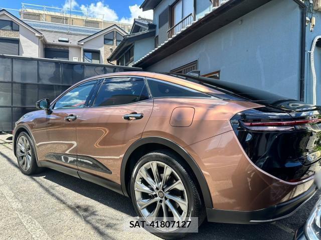 Toyota Crown Crossover 2023-04 8372964-3