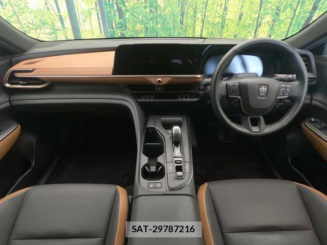 Toyota Crown Crossover 2023-10 8373920-1