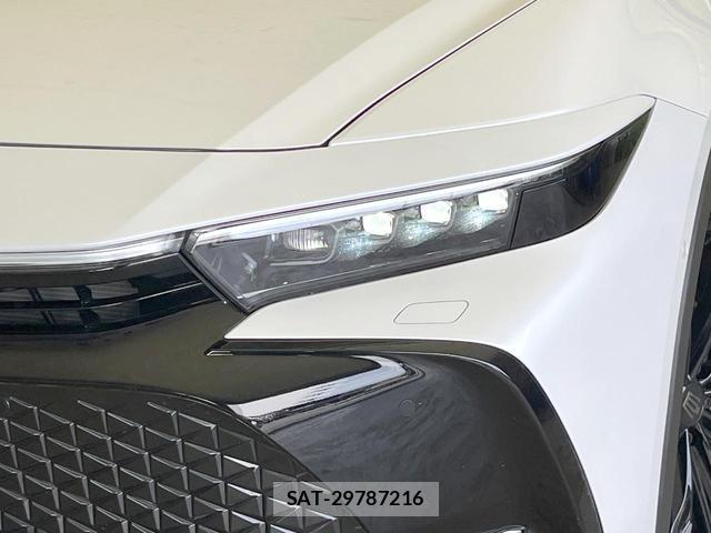 Toyota Crown Crossover 2023-10 8373920-11