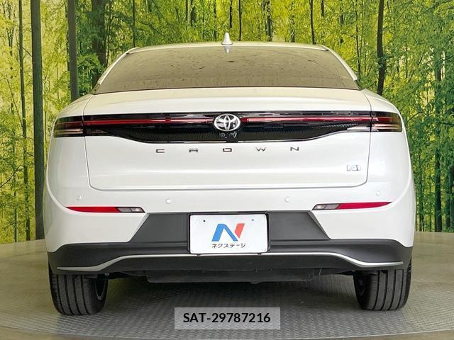 Toyota Crown Crossover 2023-10 8373920-14