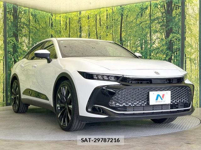 Toyota Crown Crossover 2023-10 8373920-15