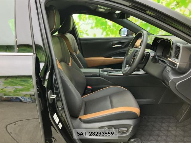 Toyota Crown Crossover 2023-05 8374182-3