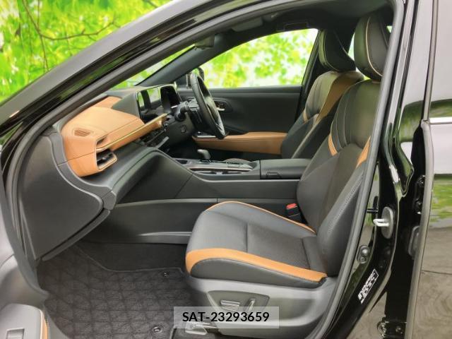 Toyota Crown Crossover 2023-05 8374182-5