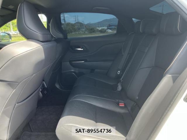 Toyota Crown Crossover 2024-03 8374188-6
