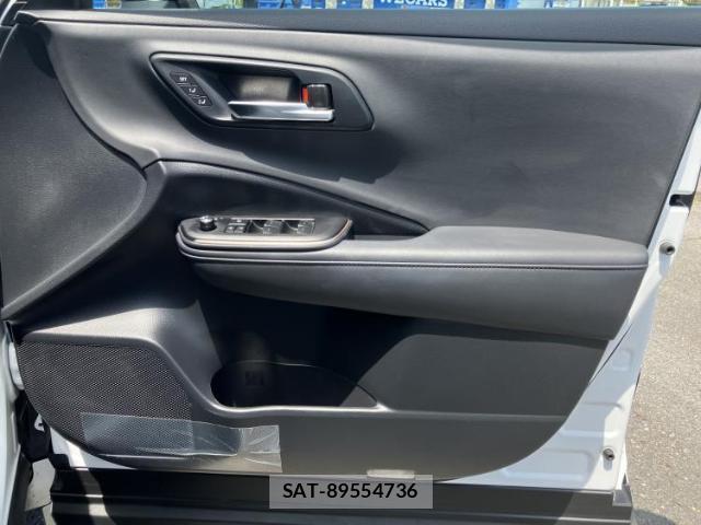 Toyota Crown Crossover 2024-03 8374188-7