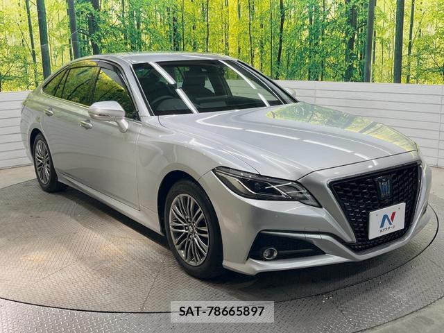 Toyota CROWN HYBRID 2022-02 8372443-18