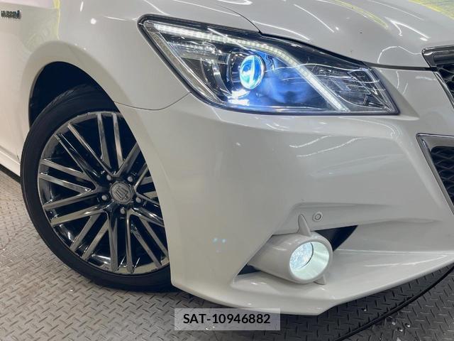 Toyota CROWN HYBRID 2013-05 8372445-13