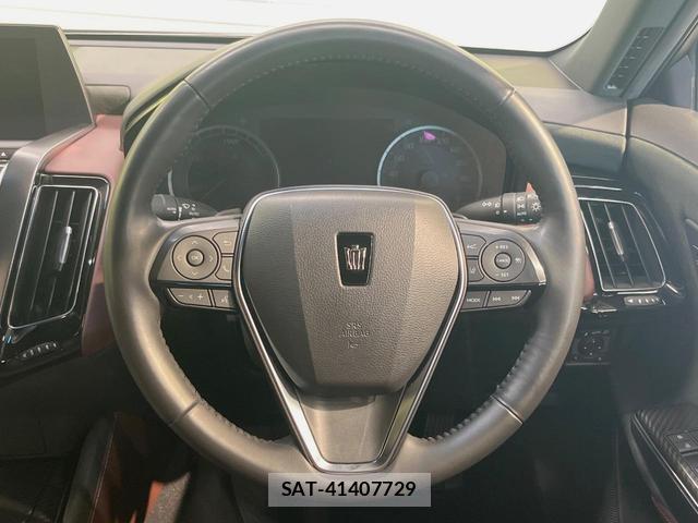 Toyota CROWN HYBRID 2020-01 8372446-12
