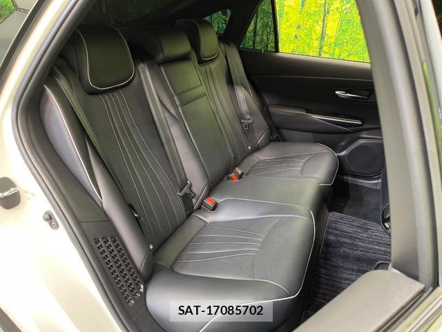 Toyota CROWN HYBRID 2018-06 8372469-8