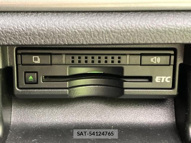 Toyota CROWN HYBRID 2013-03 8372951-11