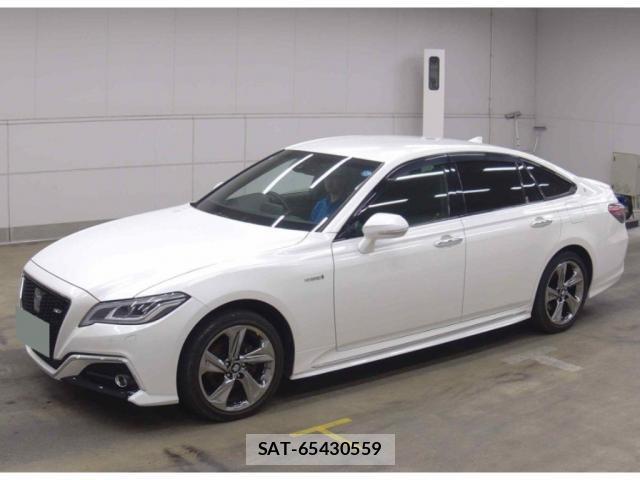 Toyota CROWN HYBRID 2019-03 8373072-0