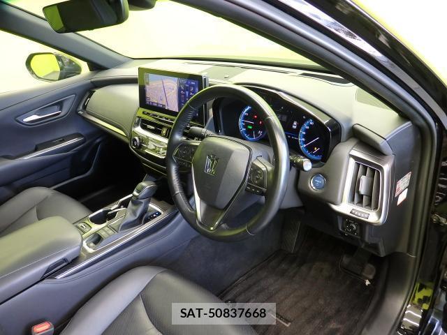 Toyota CROWN HYBRID 2021-07 8373577-8
