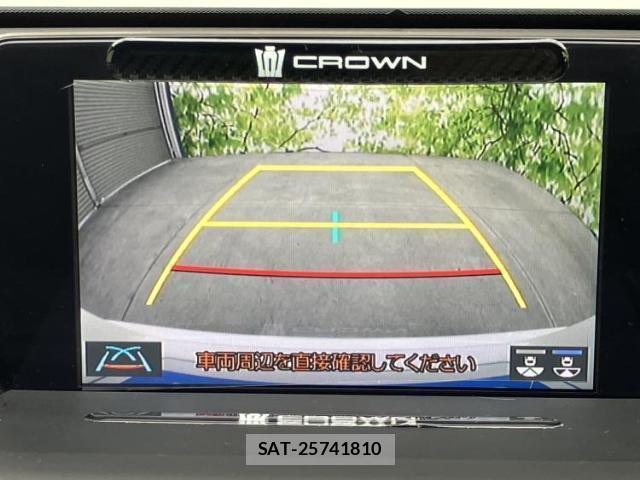 Toyota CROWN HYBRID 2018-09 8374103-12
