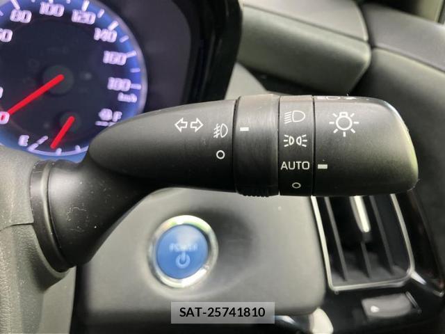 Toyota CROWN HYBRID 2018-09 8374103-16