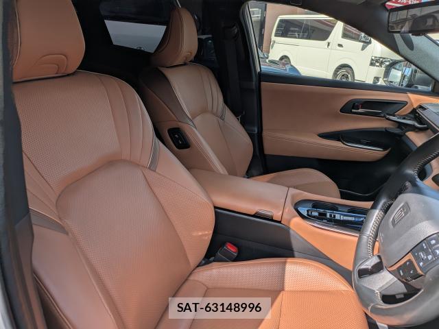 Toyota CROWN 2024-01 8373898-7