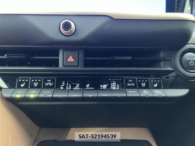 Toyota CROWN 2024-10 8374145-12