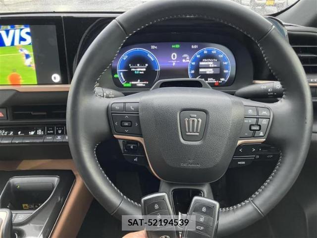 Toyota CROWN 2024-10 8374145-14