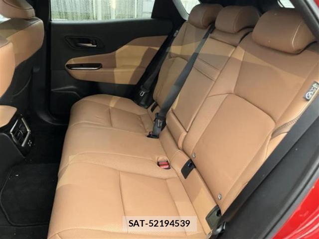 Toyota CROWN 2024-10 8374145-5