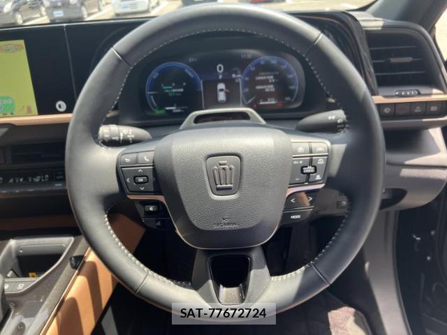 Toyota CROWN 2024-01 8374280-14