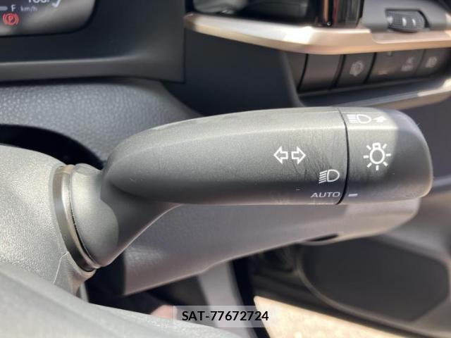 Toyota CROWN 2024-01 8374280-15