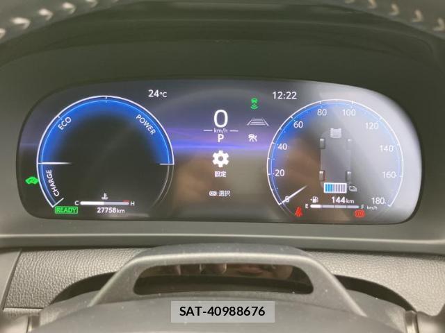 Toyota CROWN 2024-08 8374302-13