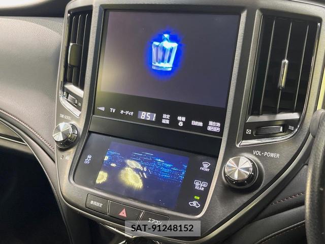 Toyota CROWN 2015-08 8372444-3