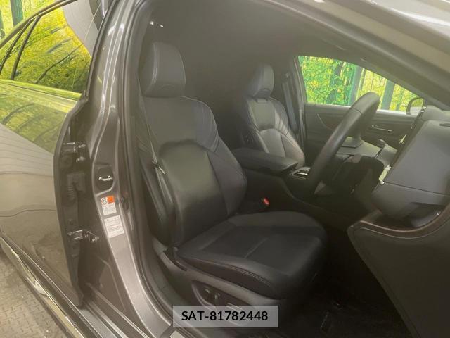 Toyota CROWN 2025-01 8372448-10