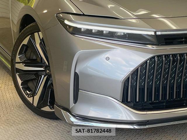 Toyota CROWN 2025-01 8372448-14