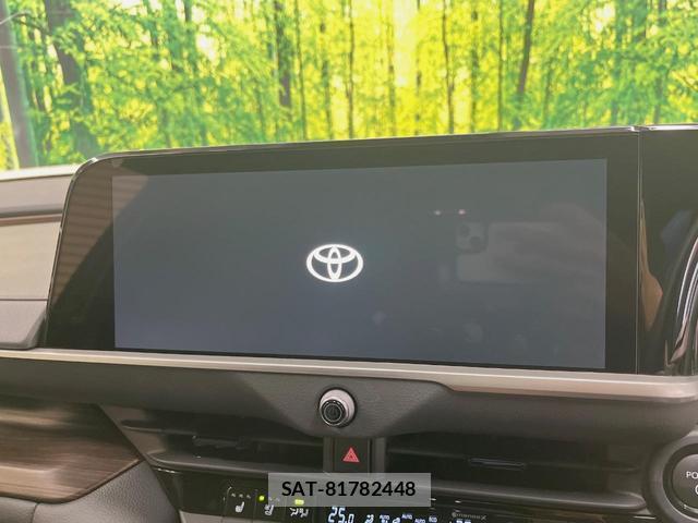 Toyota CROWN 2025-01 8372448-3
