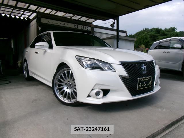 Toyota CROWN 2013-01 8372479-0