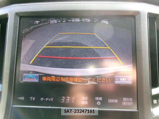 Toyota CROWN 2013-01 8372479-7