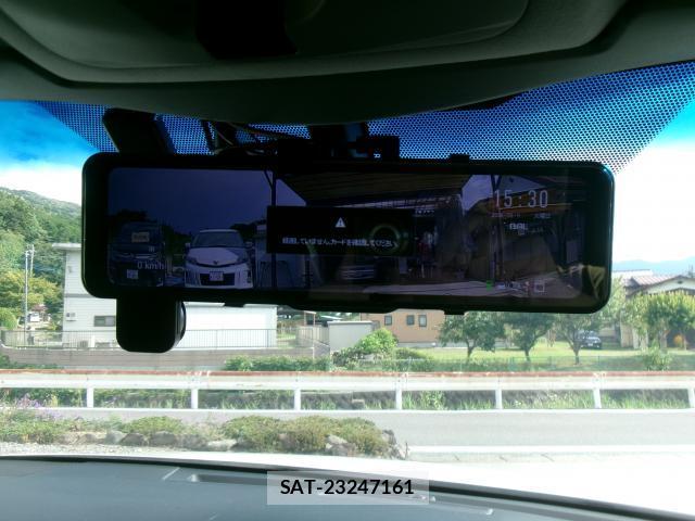 Toyota CROWN 2013-01 8372479-8